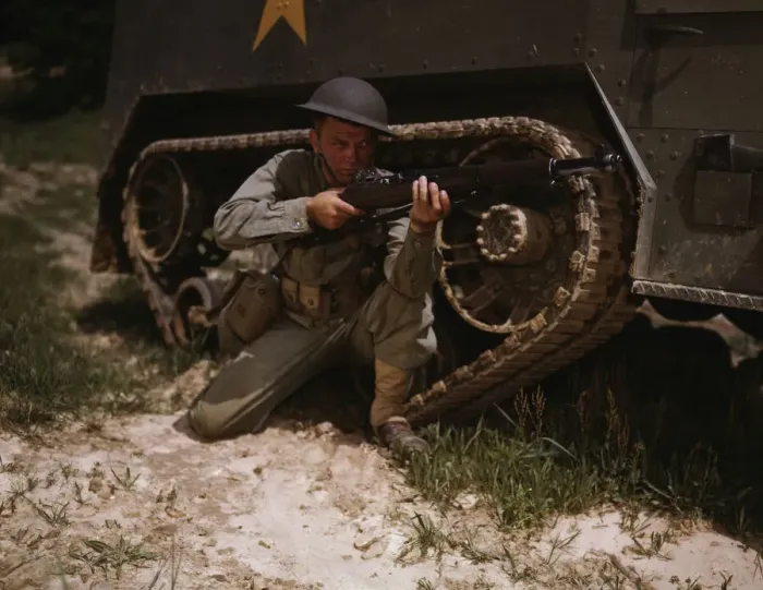 Framed Print : A young soldier of the armored forces holds and sights his Garand rifle... Fort Knox, Ky, 1942. Creator: Alfred T Palmer Framed Print : A young soldier of the armored forces holds and sights his Garand rifle... Fort Knox, Ky, 1942. Creator: Alfred T Palmer