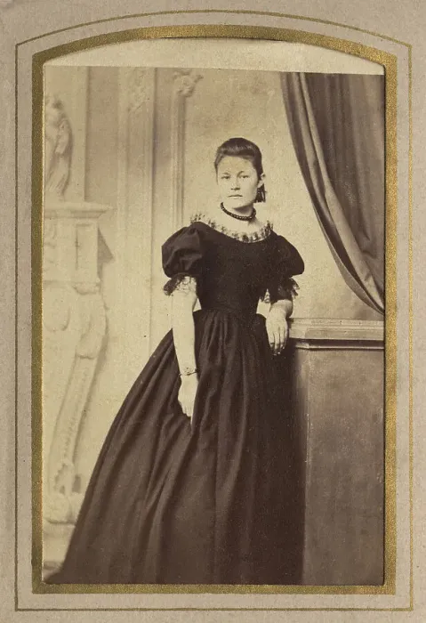 Framed Print : Young woman, 1890. Creator: Unknown Framed Print : Young woman, 1890. Creator: Unknown