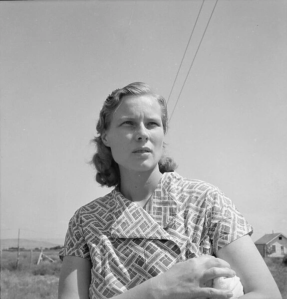 Young woman from a South Dakota farm where her family... Merrill, Klamath County, Oregon, 1939. Creator: Dorothea Lange