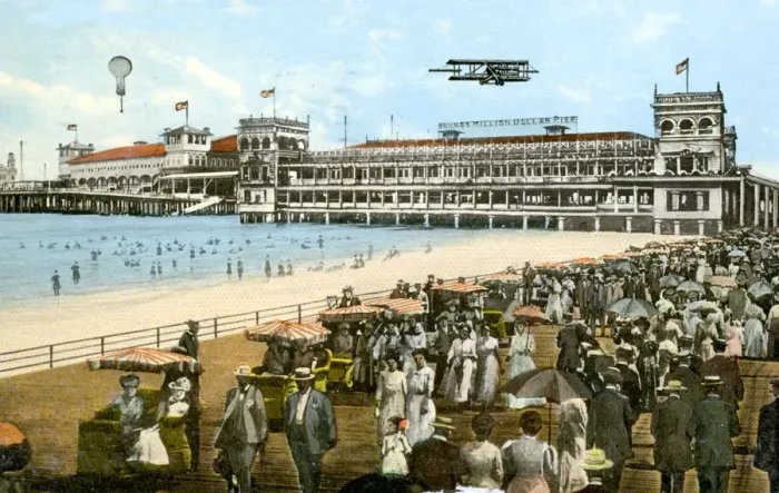 Framed Print : Youngs New Million Dollar Pier, Atlantic City, New Jersey, USA, 1913 Framed Print : Youngs New Million Dollar Pier, Atlantic City, New Jersey, USA, 1913