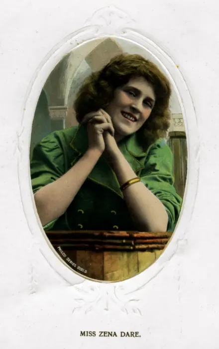Framed Print : Zena Dare ( 1887-1975), English actress, early 20th century Framed Print : Zena Dare ( 1887-1975), English actress, early 20th century