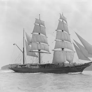 The 135 ft barque sailing ship Modwena, 1911. Creator: Kirk & Sons of Cowes