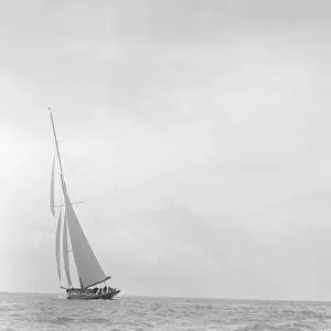 The 179 ton White Heather and 221 ton Britannia racing upwind, 1921. Creator