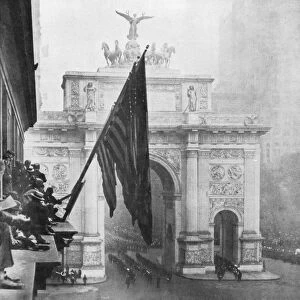 US 1st Army passing through the Victory Arch, Madison Square, New York, USA, 10 September 1919