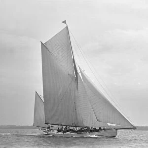 The 30 ton yawl Palmosa under sail, 1911. Creator: Kirk & Sons of Cowes