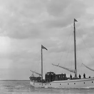 The 44 ton auxiliary ketch Wayfarer, 1921. Creator: Kirk & Sons of Cowes