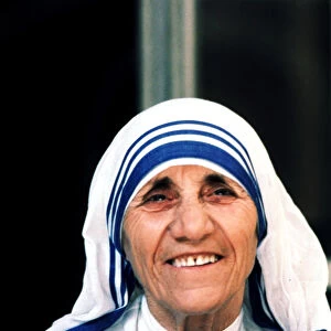 Agres Gonxa Bojaxhiu, Mother Teresa, called Teresa ((1910-1997), Nobel Peace Prize 1979