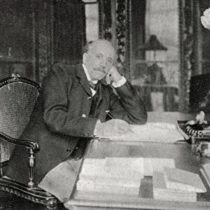 Albert de Mun, French politician, 1910