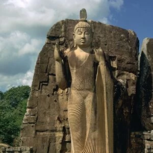 Awkana Buddha, a colossal statue
