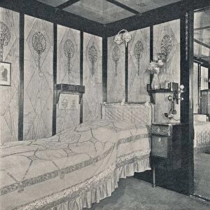 Cabin-De-Luxe on the North German Lloyd SS. Kronprinzessin Cecilie, c1907