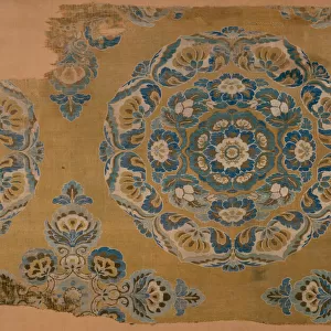 Fragment (Dress Fabric), China, Tang dynasty (A. D. 618-906), late 8th / early 9th century