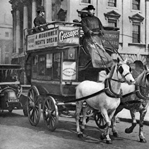 A horse-drawn bus, London, 1926-1927