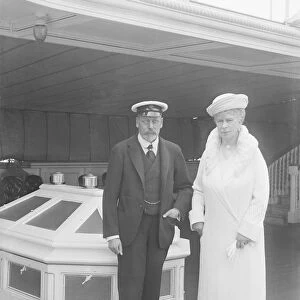 King George V and Queen Mary aboard HMY Victoria and Albert, 1933