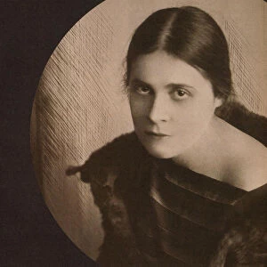 Lilya Brik, 1921