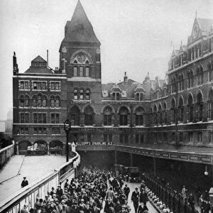 Liverpool Street Station at nine o clock in the morning, London, 1926-1927
