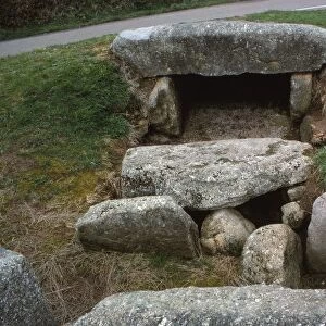 Neolithic tomb, Tregiffian Barrow, Penwith, Cornwall, 3rd Millennium BC, 20th century