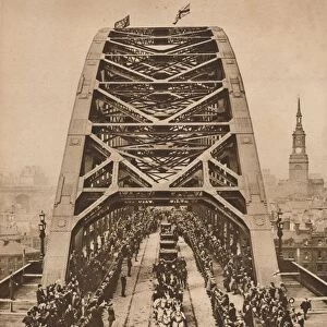 Opening of the new Tyne Bridge by King George V, Newcastle-upon-Tyne, 10 October 1928 (1935)