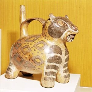 Painted pottery Bridge and Spout vessel in the form of a Jaguar, Tiahuanaco, Peru, 100-600