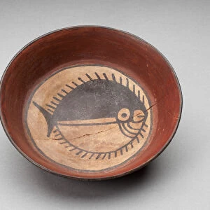 Plate Depicting Round Black-and-White Fish in Interior, 180 B. C. / A. D. 500
