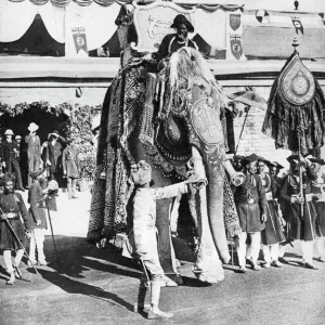 The Prince of Wales with the Maharajah of Gwalior during his Indian tour, 1921