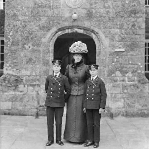 The Princess of Wales with Prince Edward and Prince Albert, Barton Manor, Isle of Wight, 1909