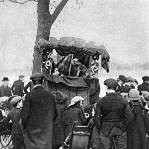 Punch and Judy show in Putney, London, 1926-1927