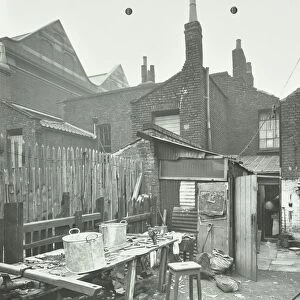 Rear of houses prior to slum clearance, Princess Road, Lambeth, London, 1914