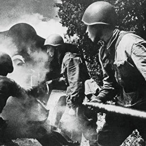 Russian artillery in action, Eastern Front, 1943