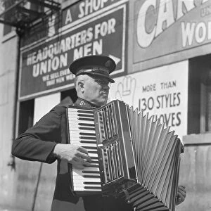 Solo, Salvation Army, San Francisco, California, 1939. Creator: Dorothea Lange