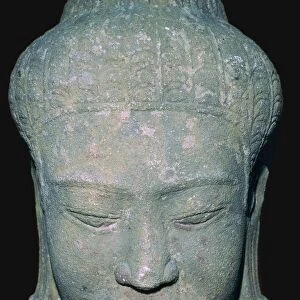 Stone sculptured head in Angkok style, 10th century