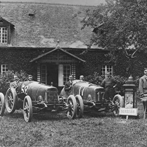 Sunbeam team for 1912 Grand Prix de L ACF, Louis Coatalen in centre. Creator: Unknown