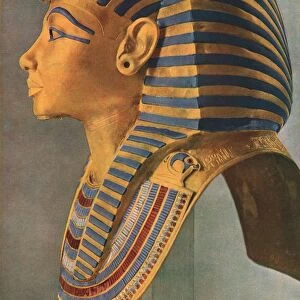 Tutankhamens Death Mask, 1323 BC, (c1910-1935)