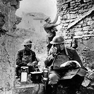 United States Army Signal Corps using captured German telephone equipment, World War 1