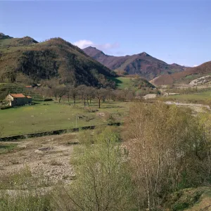 The upper Tiber valley