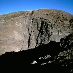 View of the crater of Mt Vesuvius