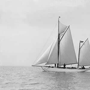 The yawl Meander sailing in fine conditions, 1913. Creator: Kirk & Sons of Cowes