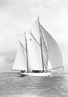 Race Collection: The 105 ft ketch Thendara sailing with spinnaker. 1939. Creator: Kirk & Sons of Cowes