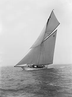 Mylne Collection: The 15 Metre cutter Ma oona sailing close-hauled, 1914. Creator: Kirk & Sons of Cowes