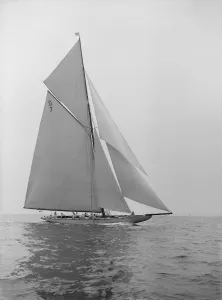 Nicholson Prints: The 15 Metre Istria sailing close-hauled, 1913. Creator: Kirk & Sons of Cowes