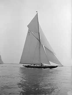 The 15 Metre sailing yacht Pamela sailing close-hauled, 1913. Creator: Kirk & Sons of Cowes
