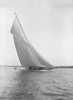 Charles Ernest Collection: The 15 Metre sailing yacht Paula III in fine form, 1913. Creator: Kirk & Sons of Cowes