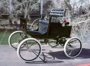 Early Prints: 1899 Locomobile Steam Stanhope ST.1