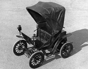 Veteran Gallery: 1901 Columbia Electric. Creator: Unknown