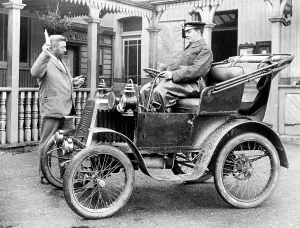 1901 Prints: 1901 Renault. Creator: Unknown
