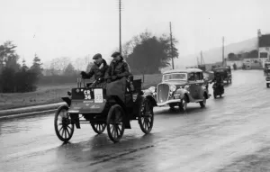 Albion Prints: 1902 Albion, driven by Harrington on 1934 London to Brighton Run. Creator: Unknown