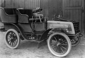 1903 Ryknield 10hp tonneau. Creator: Unknown