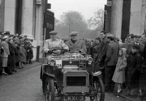 1904 Humberette on 1952 RAC Veteran Car Run London to Brighton