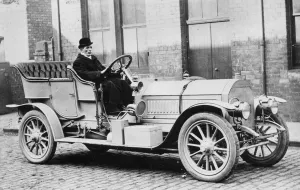 1906 Ariel 35hp. Creator: Unknown