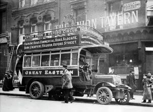 Squire Prints: 1906 Straker Squire bus