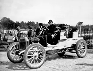Buick Gallery: 1908 Buick at Brooklands. Creator: Unknown